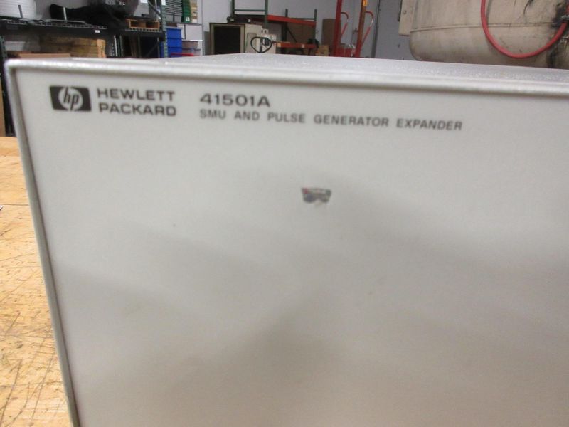 Hewlett Packard 41501A SMU And Pulse Generator Expander- Auction Item