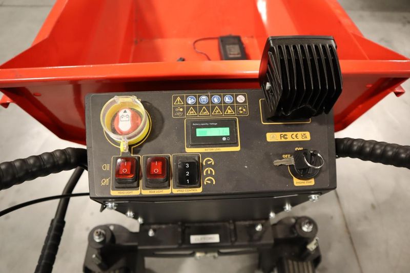 MechMaxx E50 Battery Powered Barrow Electric Mini Dumper, 1100Lbs Load, 1000W 48V Brushless DC Motor- Auction Item