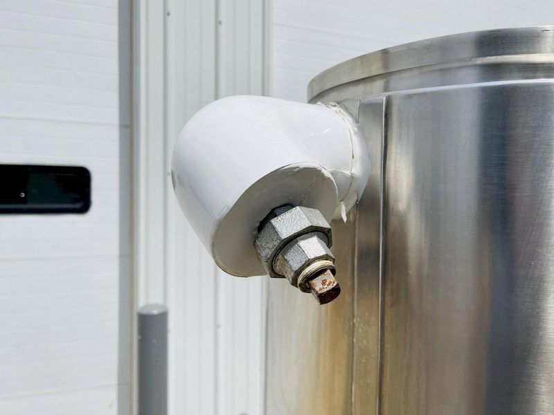 Martin Petersen Co. 33 Gallon Stainless Steel Jacketed Mix Tank