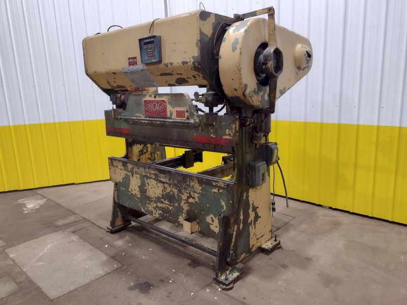 45 TON X 6' CHICAGO D&K MODEL #56-A MECHANICAL PRESS BRAKE WITH CNC BACK GAUGE: STOCK #19652