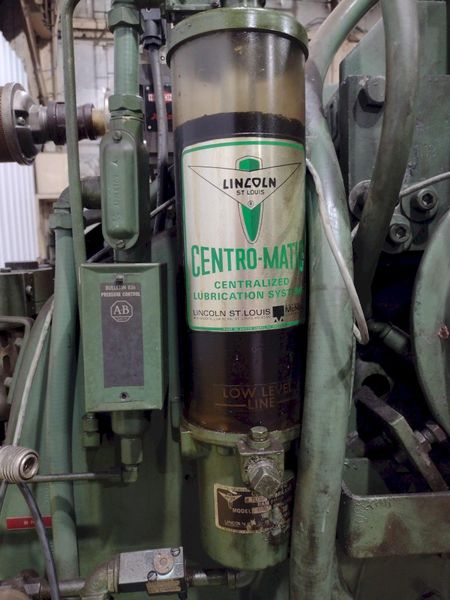 32 TON FEDERAL OBI STAMPING PUNCH PRESS, 2.5" STROKE: STOCK #18264