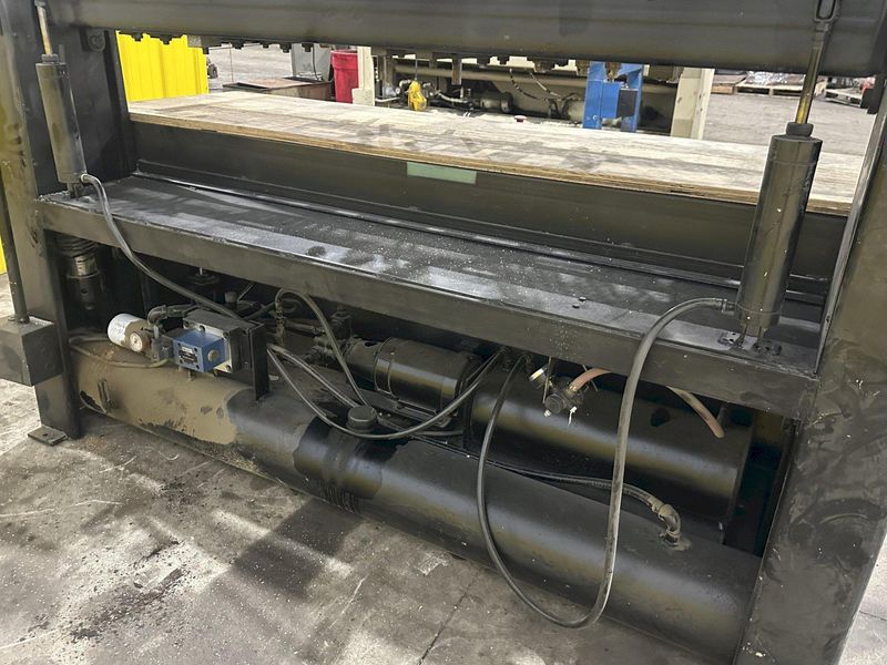 8 SPINDLE X 24" X 86" CEMCO MULTI-HEAD GANG DRILL & BORING MACHINE: STOCK #22927