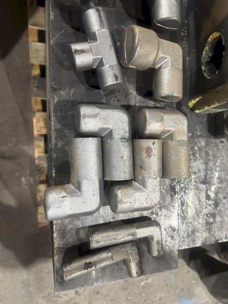 2013 - 800 TON MACRODYNE PRESS & BILLET HEATING INDUCTION SERVICES FORGING SYSTEM: STOCK #20205