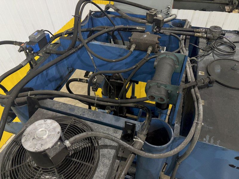 BECKWOOD 4 POST HYDRAULIC PRESS: STOCK #23242