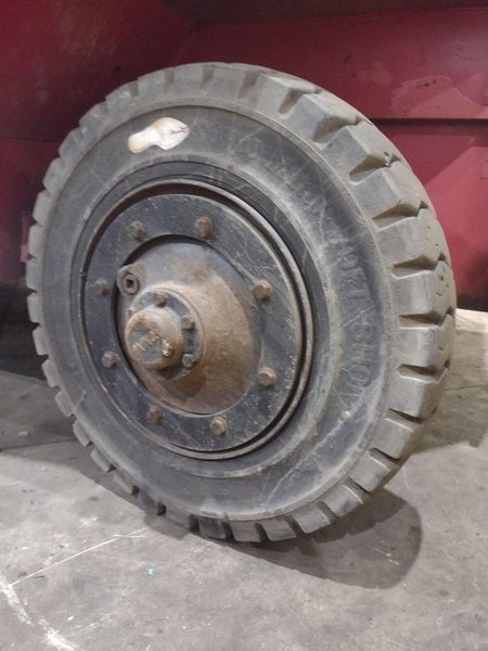 50,000 LB CAPACITY TAYLOR (EAGLE FRAME) MODEL #YS DETROIT DIESEL HEAVY DUTY FORKLIFT: STOCK #181