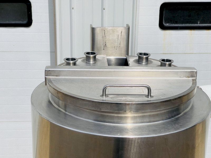 Martin Petersen Co. 33 Gallon Stainless Steel Jacketed Mix Tank