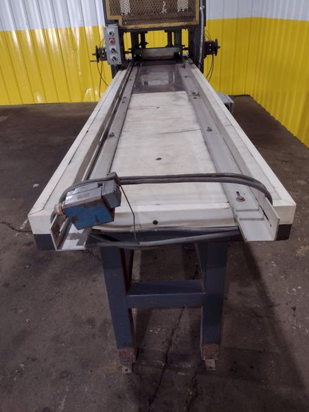 HORIZONTAL MOTORIZED CONVEYOR: STOCK #19562