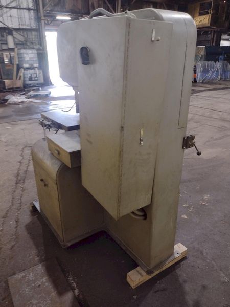 36" DOALL MODEL #3613-20 VERTICAL BANDSAW: STOCK #19212
