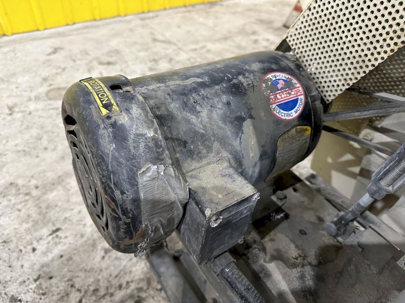 13" WIDE X 15 HP GOFF MODEL #15E13 PORTABLE SURFACE & FLOOR SHOT BLASTER & DUST COLLECTOR: STOCK