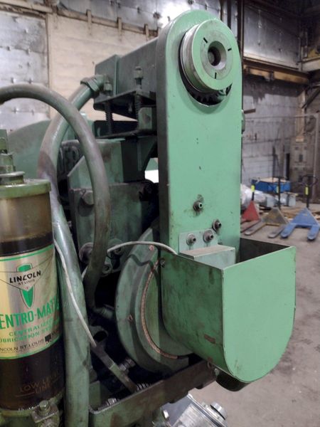 32 TON FEDERAL OBI STAMPING PUNCH PRESS, 2.5" STROKE: STOCK #18264