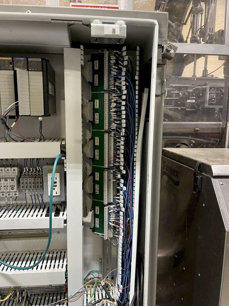 Douglas Spectrum Cartoner / Multipacker.