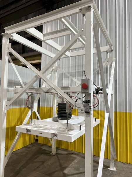 40 HP x 4 STATION CLEAN AIR TECHNOLOGIES / EUROVAC INDUSTRIAL TRANSIT & BUS CENTRAL VACUUM SYSTE