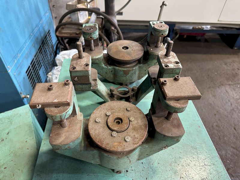 STRIPPIT MODEL 30/30 PUNCH TOOLING & HOLDERS: STOCK #15900