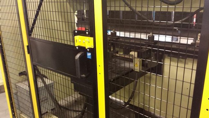 80 Ton Toyokoki APB-8025W, 98",4-Ax BGs (X,R,Z1,Z2),Compl Ram Punch Clmps,'96,#16113