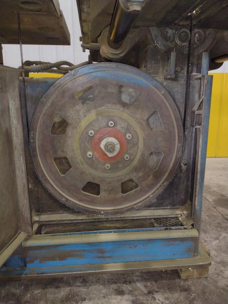 60" DOALL MODEL #60-3 DEEP THROAT VERTICAL CONTOUR BANDSAW: STOCK #23680