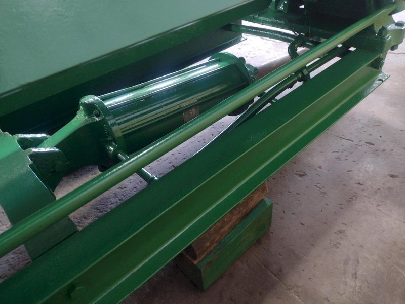 8' X 5/16" BERTSCH MODEL #8 INITIAL PINCH PLATE ROLL: STOCK #16583