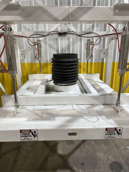 40 HP x 4 STATION CLEAN AIR TECHNOLOGIES / EUROVAC INDUSTRIAL TRANSIT & BUS CENTRAL VACUUM SYSTE