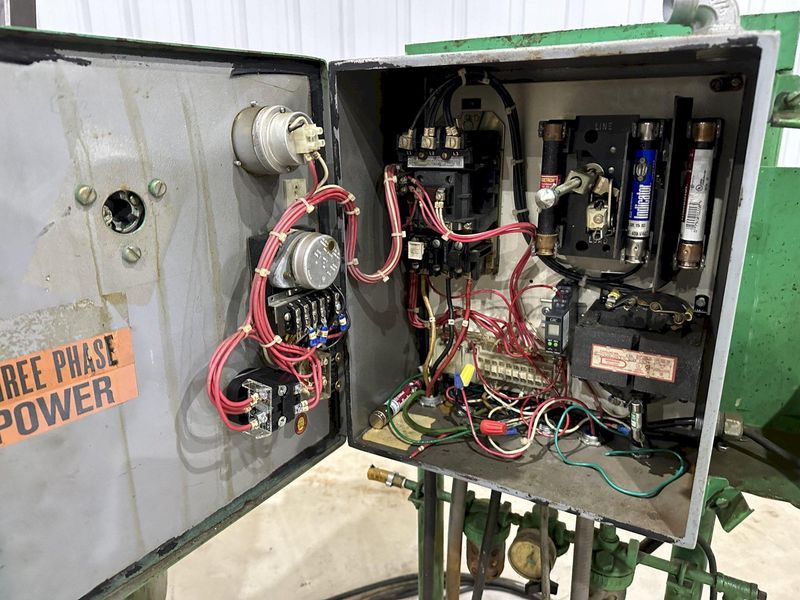 12 FT HAMMOND ROTO-FINISH MODEL #ST-12 ROTARY BOWL VIBRATORY PARTS DEBURRING FINISHER: STOCK #20