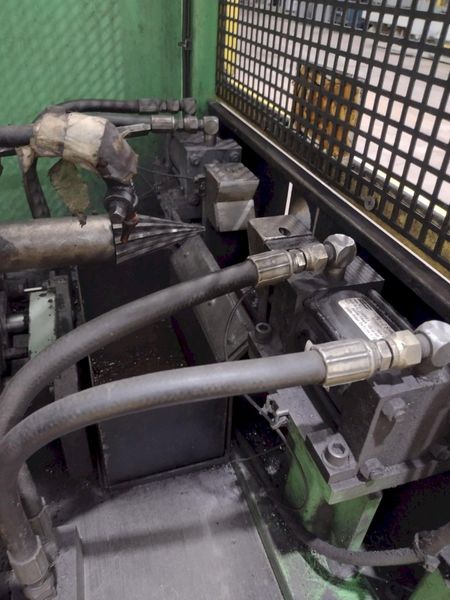 2.5" JR AUTOMATION TUBE DEBURRING & ID CHAMFERING MACHINE: STOCK #19033