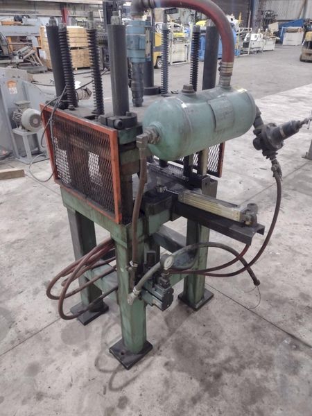 12 TON AIRAM 4-POST PNEUMATIC CUTOFF PRESS, 1" STROKE: STOCK #21330