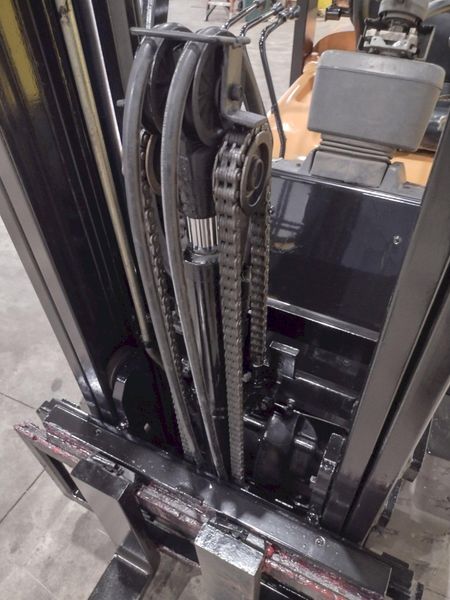 4,700 LBS TOYOTA MODEL #42-6FGCU25 LP GAS FORKLIFT: STOCK #23743