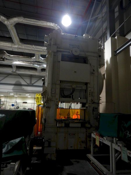 800 TON  MINSTER MODEL #90-800 KNUCKLE JOINT PRESS : STOCK #77652