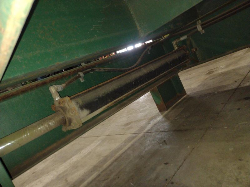 60" X 60" HYDRAULIC COIL FLIPPER / UPENDER: STOCK #23640