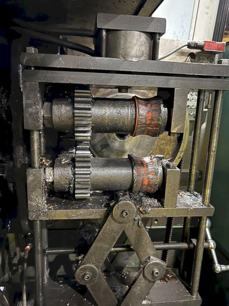 7" MODERN MODEL #6S "SERVO-SLIDE" AUTOMATIC TUBE CUTOFF MACHINE: STOCK #18102
