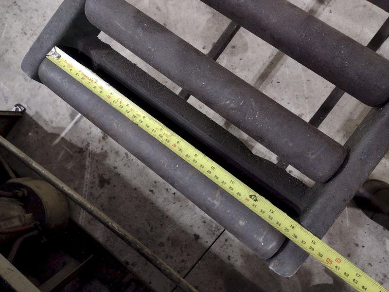 15" X 17" WF WELLS MODEL #F-15 TWIN POST HORIZONTAL BANDSAW: STOCK #22132