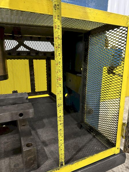 200 TON LAFAYETTE H-FRAME HYDRAULIC PRESS WITH ENERPAC  #RR20013 RAM CYLINDER : STOCK #22344