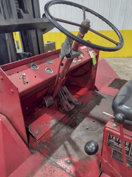 50,000 LB CAPACITY TAYLOR (EAGLE FRAME) MODEL #YS DETROIT DIESEL HEAVY DUTY FORKLIFT: STOCK #181