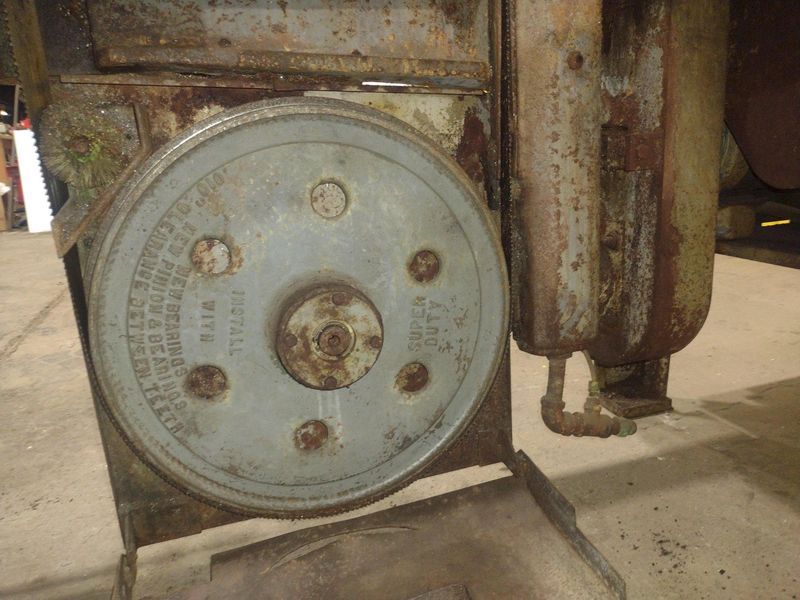 18" X 20" ARMSTRONG MARVEL SERIES 8 MARK 1 VERTICAL BAND SAW: STOCK #11225