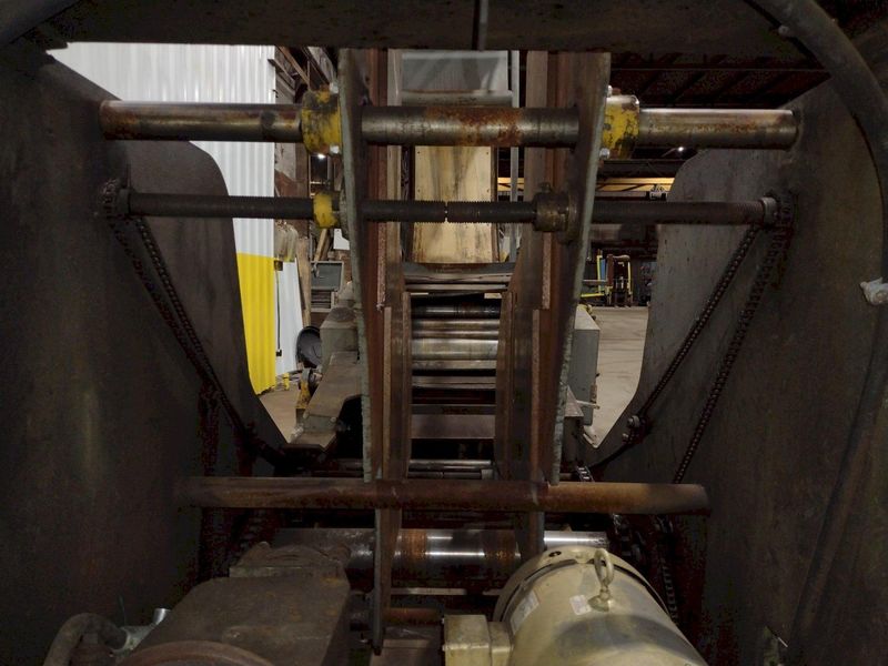 10,000 LB X 24" WIDE X .187" AIR FEEDS COIL CRADLE STRAIGHTENER / UNCOILER: STOCK 17042