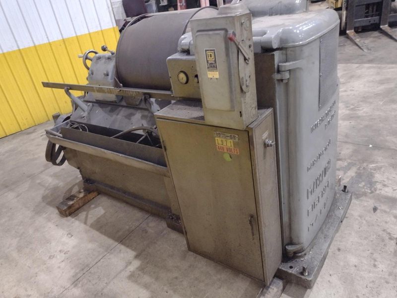 15" X 32" MANNAIONI MAN-AU-CYCLE THREADING LATHE, 4" HOLE: STOCK #16992