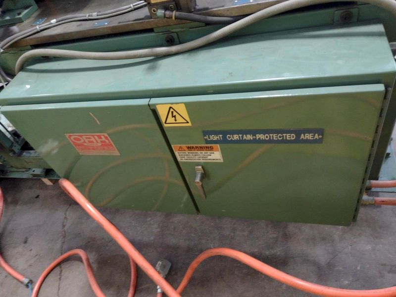 BURR OAK MODEL #VBHB RETURN TUBE BENDER & MODEL #MTCO STRAIGHTENER FEEDER: STOCK #15868