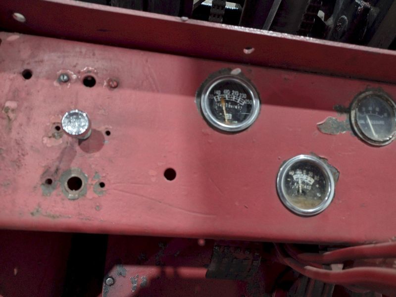 50,000 LB CAPACITY TAYLOR (EAGLE FRAME) MODEL #YS DETROIT DIESEL HEAVY DUTY FORKLIFT: STOCK #181