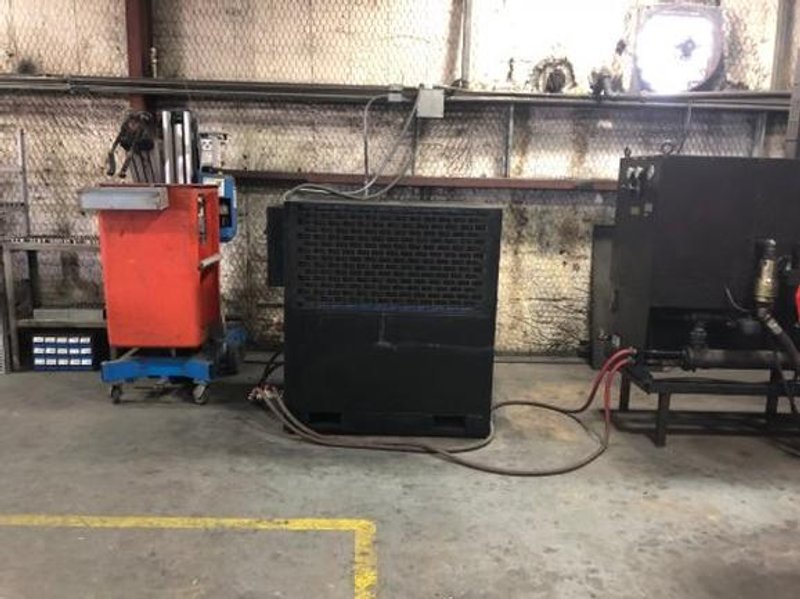 33 Ton Amada Vipros 367 Queen, Fanuc 18P, 58 Sta, 2 A/I, 2001