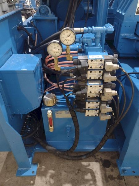 12'" X 12" DOALL MODEL #C-305A FULLY AUTOMATIC HORIZONTAL BAND SAW: STOCK #17575