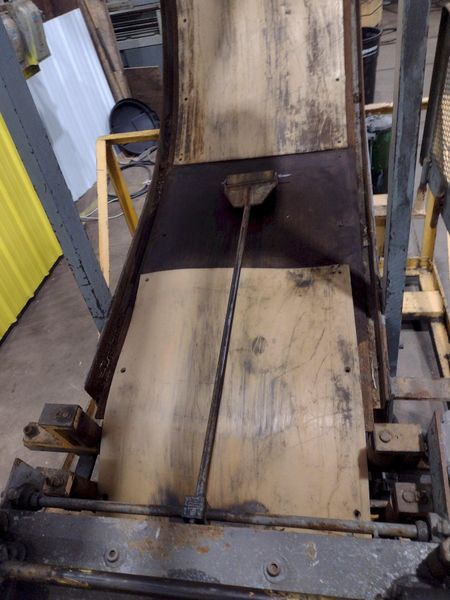 10,000 LB X 24" WIDE X .187" AIR FEEDS COIL CRADLE STRAIGHTENER / UNCOILER: STOCK 17042