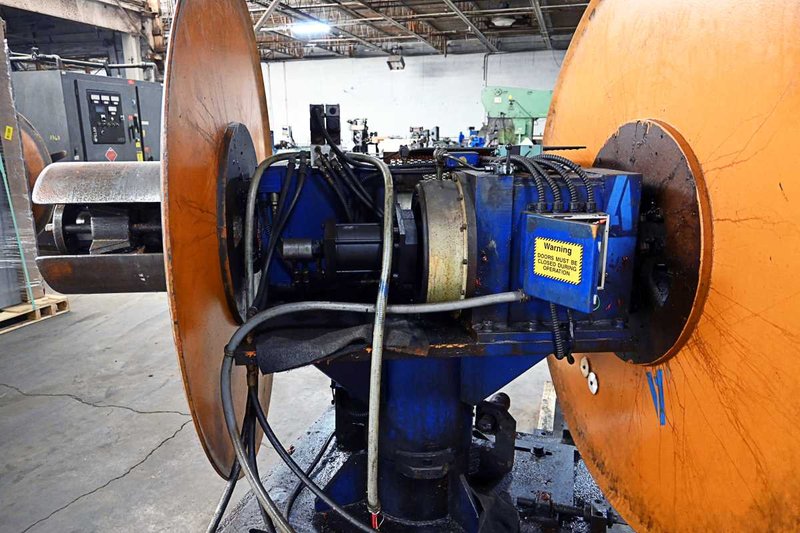 10,000 Lb. x 24" KENT Double Uncoiler