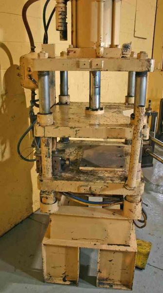 5 TON DANLY PNEUMATIC 4-POST PRESS: STOCK #50522