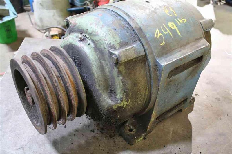 30 HP U S ELECTRIC A/C ELECTRIC MOTOR:  STOCK #54124