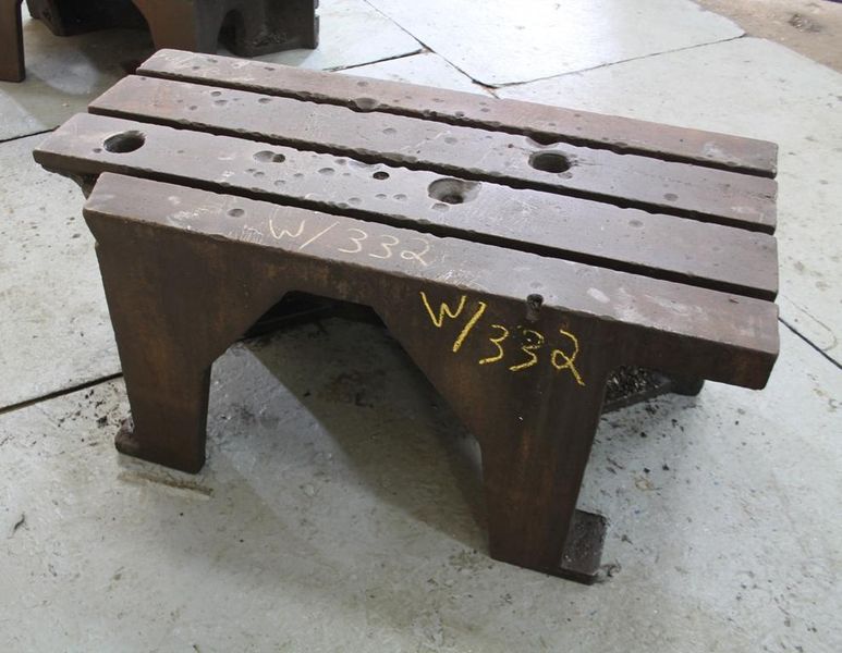 48' X 24' X 22' T SLOTTED BOX TABLE: STOCK #59836
