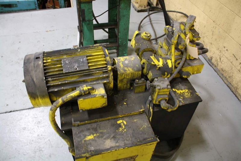 4' X 4' X 1/4' FABRILINE HYDRAULIC ANGLE SHEAR: STOCK 66113