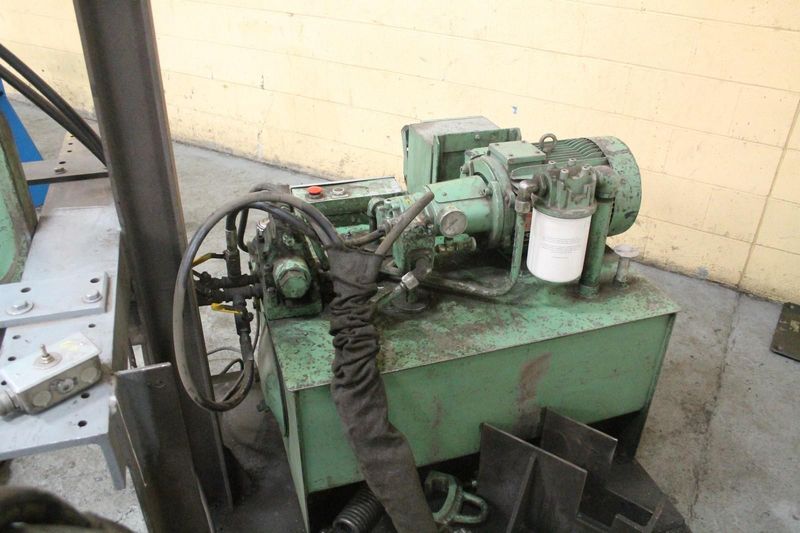 60 TON PEDDINGHAUS HYDRAULIC WEBB & FLANGE PUNCH: STOCK: 66282