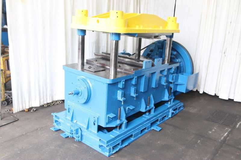 48' X 20' 4 POST CUTOFF PRESS STOCK 68937