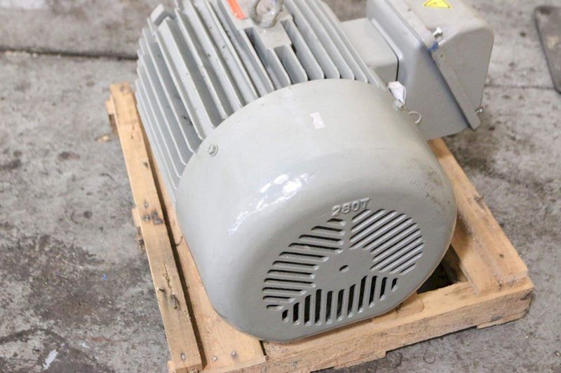 30 HP TATUNG MOTOR: STOCK #70241