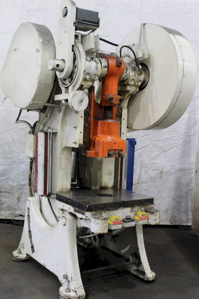 60 TON FEDERAL MODEL #6 OBI BACKGEARED PRESS: STOCK #70710