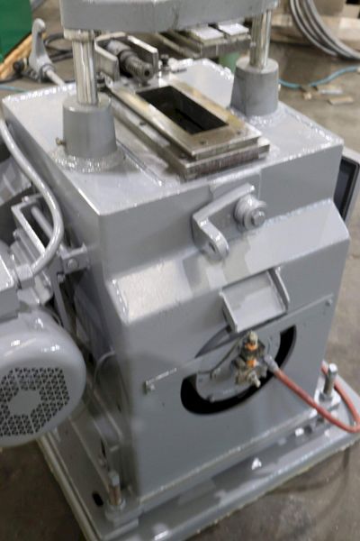 12 TON MICHIGAN CUTOFF PRESS: STOCK #71970
