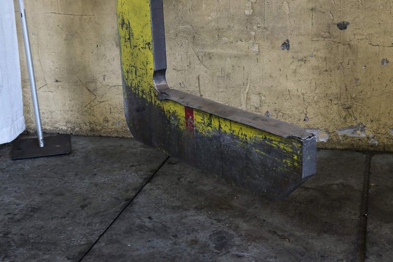 COIL HOOK WITH STAND:  STOCK #73282
